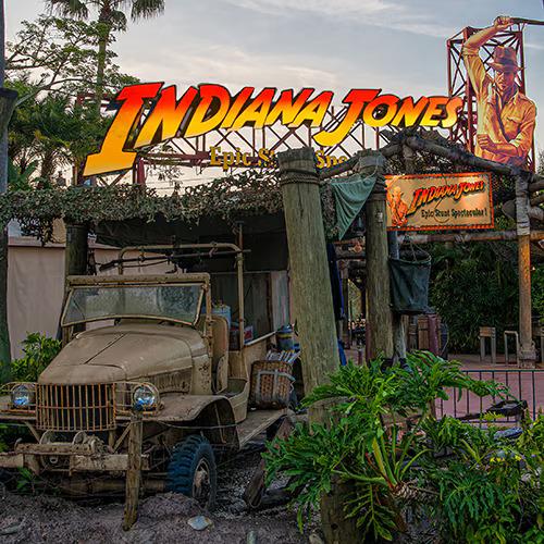 indiana-jones-stunt-spectacular-gallery02-sq