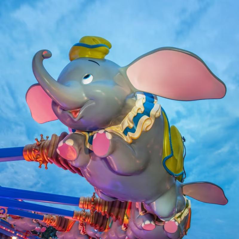 dumbo-the-flying-elephant-gallery02-1x1